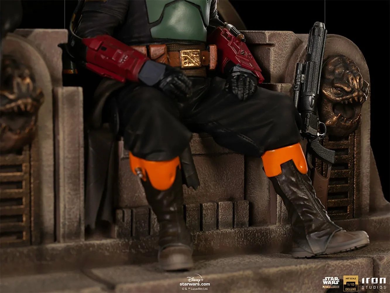 Iron Studios Star Wars The Mandalorian Boba Fett & Fennec Shand on Throne Deluxe 1:10 Scale Statue